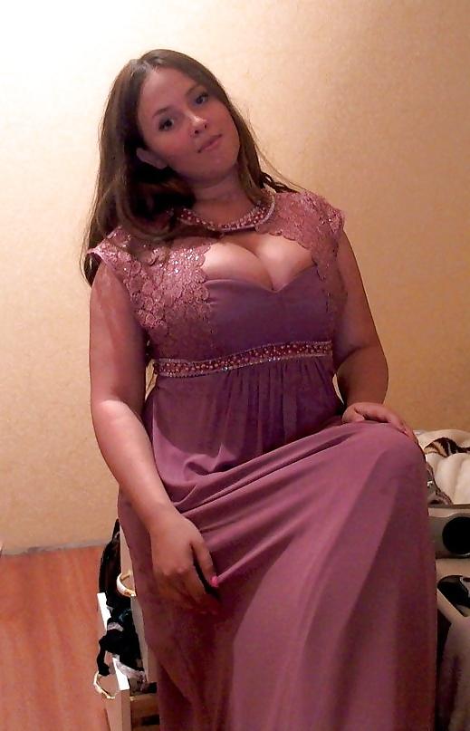 12P Busty Russian Woman 294