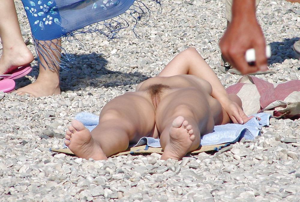 25P Beautiful Day At The Beach 17 by Voyeur TROC