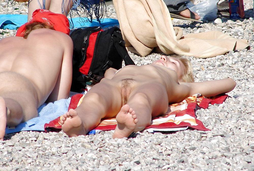 25P Beautiful Day At The Beach 17 by Voyeur TROC