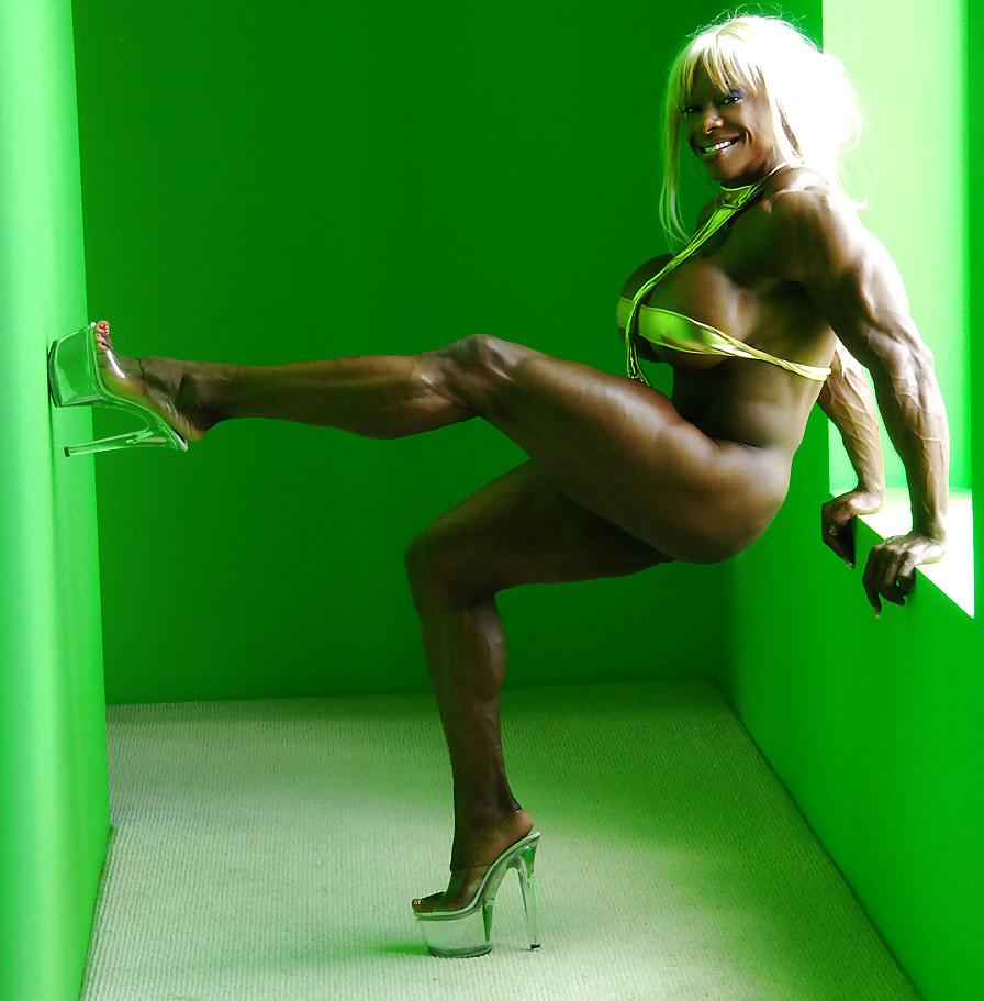 25P LustFul Fitness 