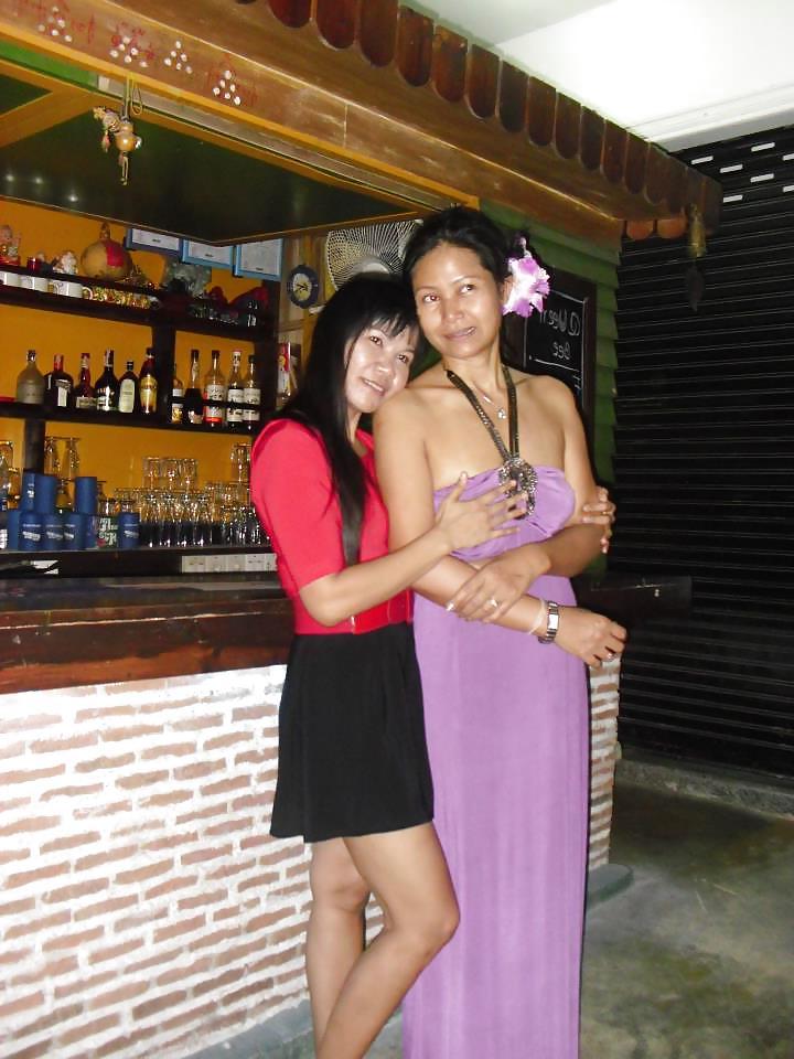 6P Kinky MILFs in Bangkok who love group parties 