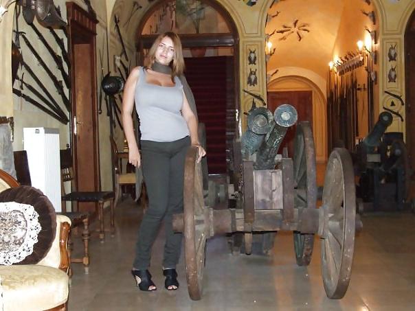 21P Busty Russian Woman 308