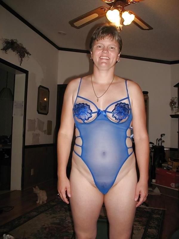 25P Les salopes en lingerie ( milf mature )