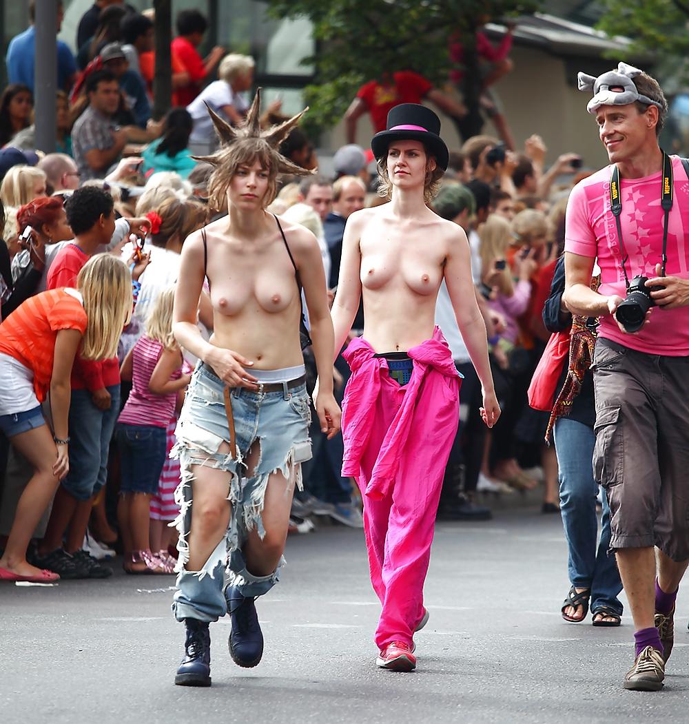 15P Flashing Females - Other 1