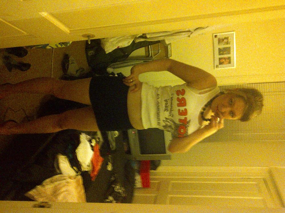 21P Victoria Scottish Teen