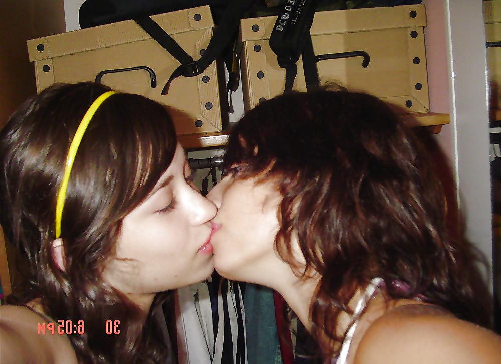 25P All Age Lesbian Mix