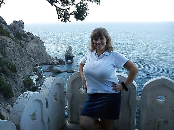 9P Busty Russian Woman 317