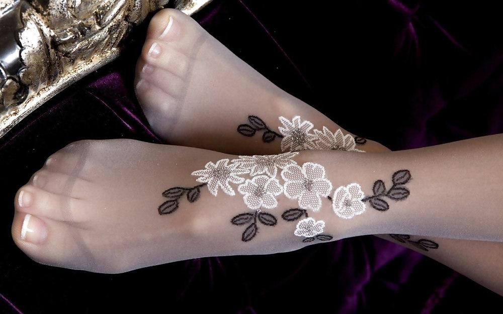 19P Nylon Legs