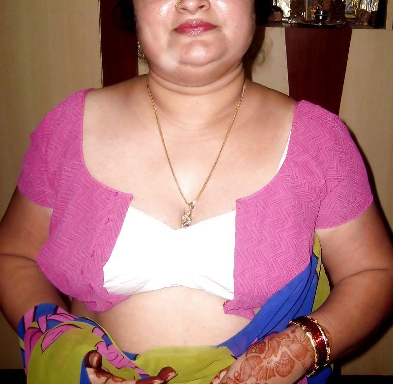 18P Indian aunty 93