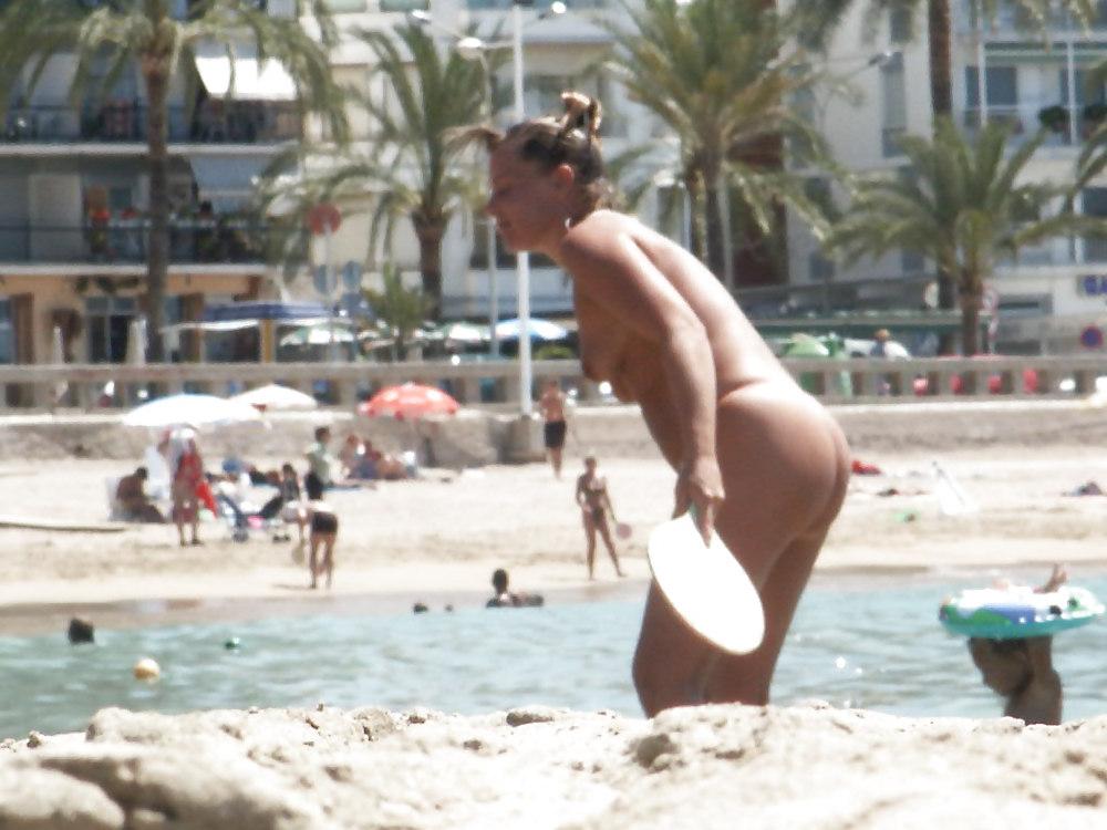 10P Mature beach