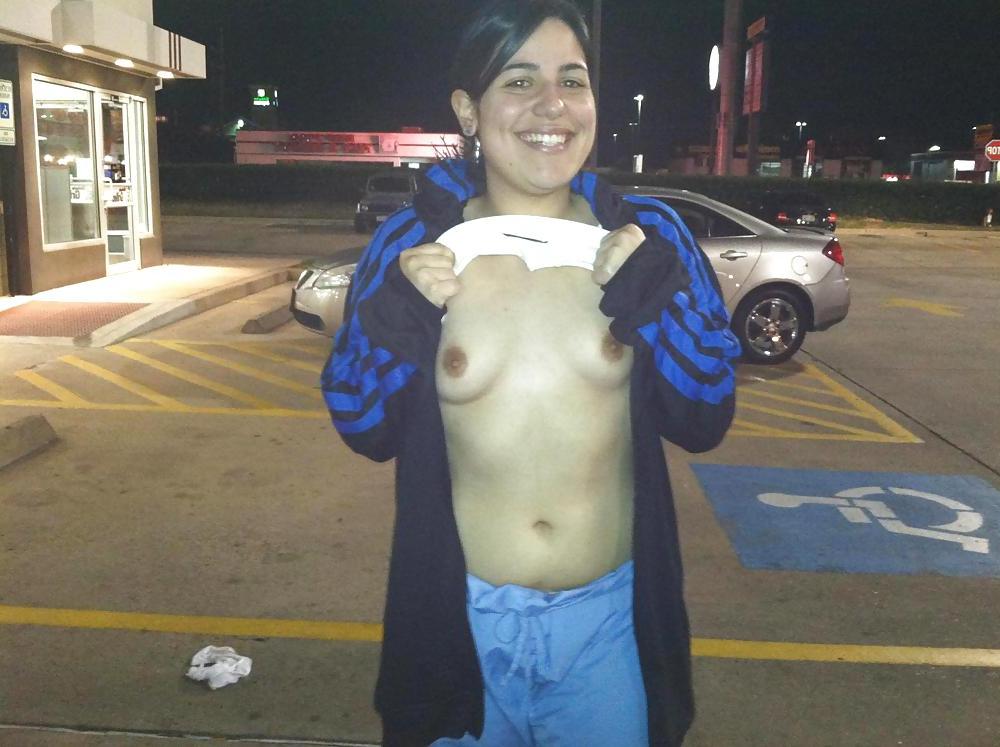 7P Flashing at the gas station
