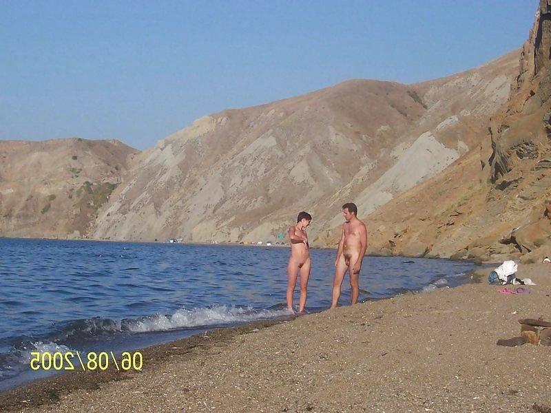 25P Nudist Beach Fun
