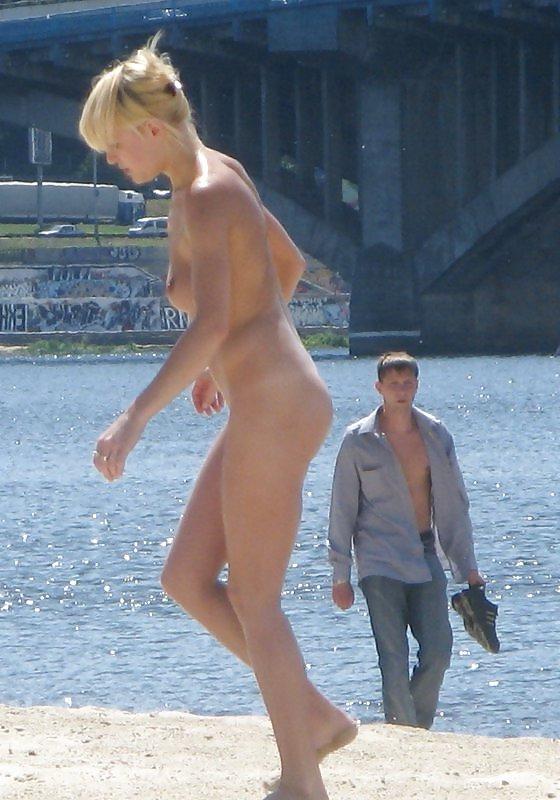 25P Nudist Beach Fun