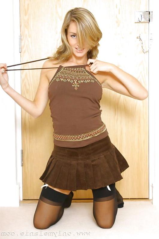 14P NYLONS & STOCKINGS 12