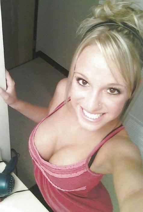 25P Mädchen in Nylons