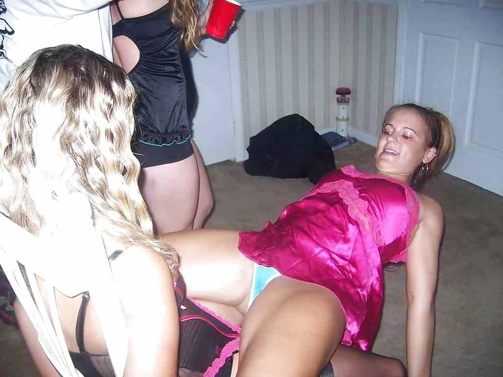 12P CANDID voyeur teen upskirt panties flashing public tits