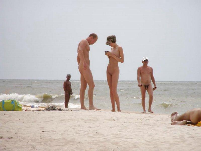 25P Nudist Beach Fun