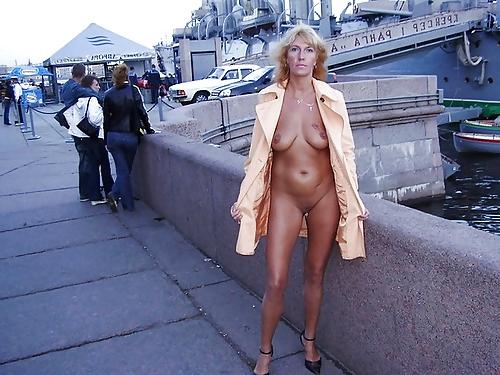 25P Hot Flashing MILF