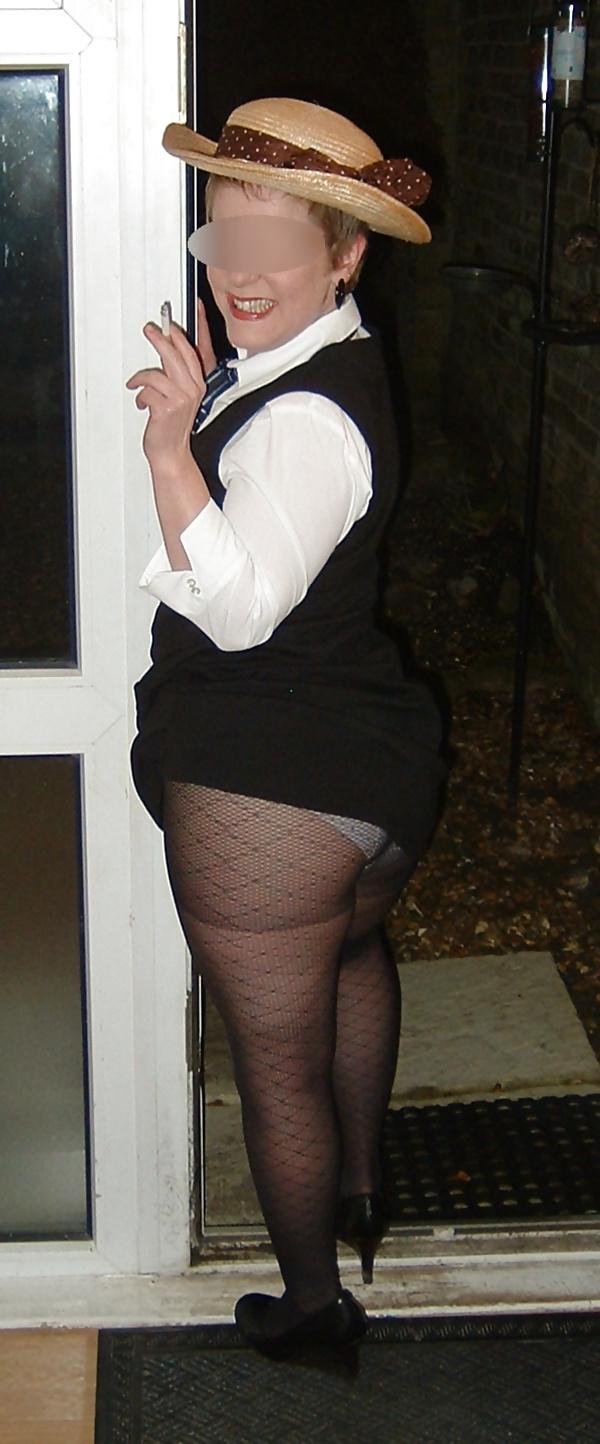 11P Slutty schoolgirl in ripped tights