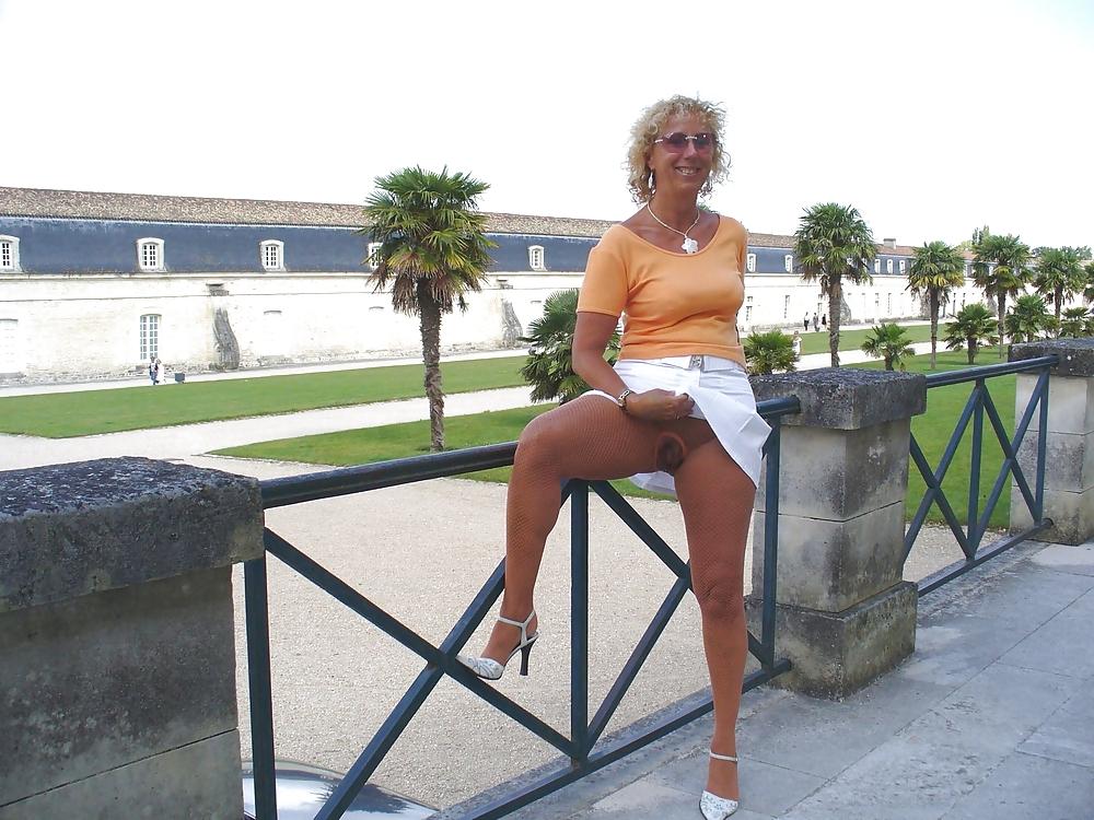 25P Perfect Flashing Lady