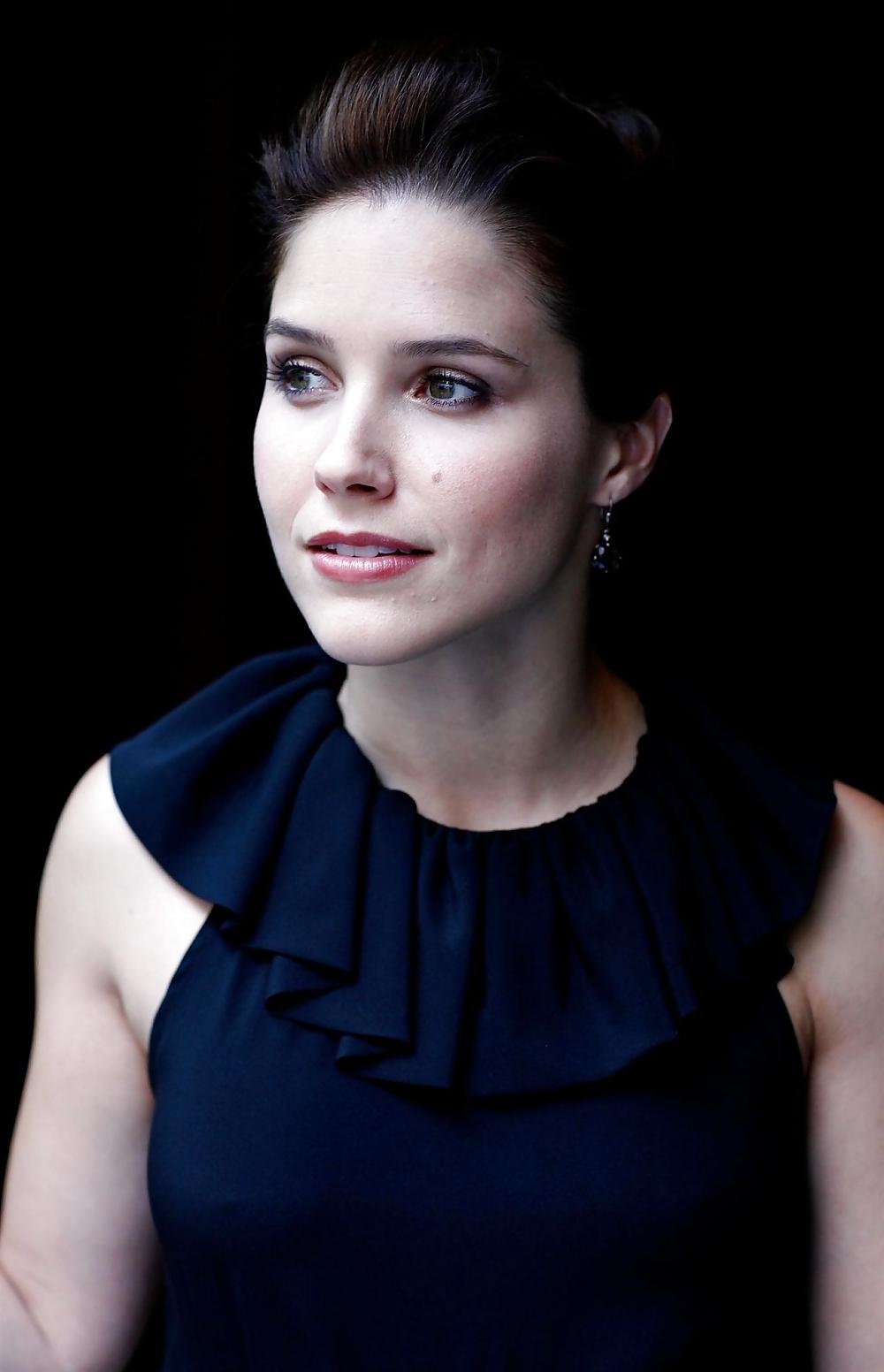 25P Sophia Bush (HQ)