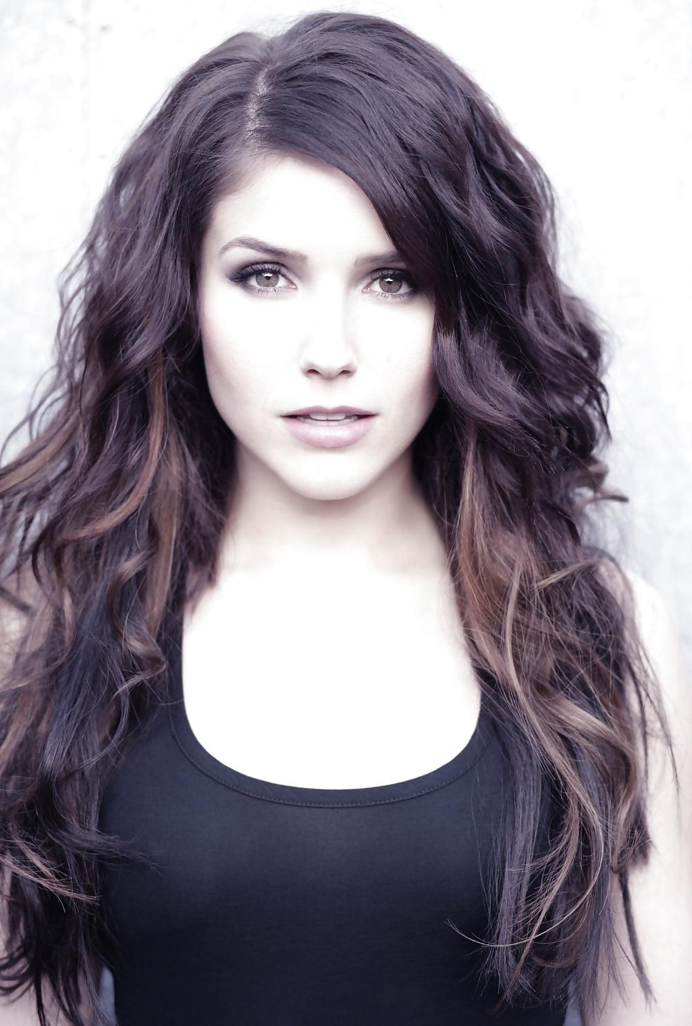 25P Sophia Bush (HQ)