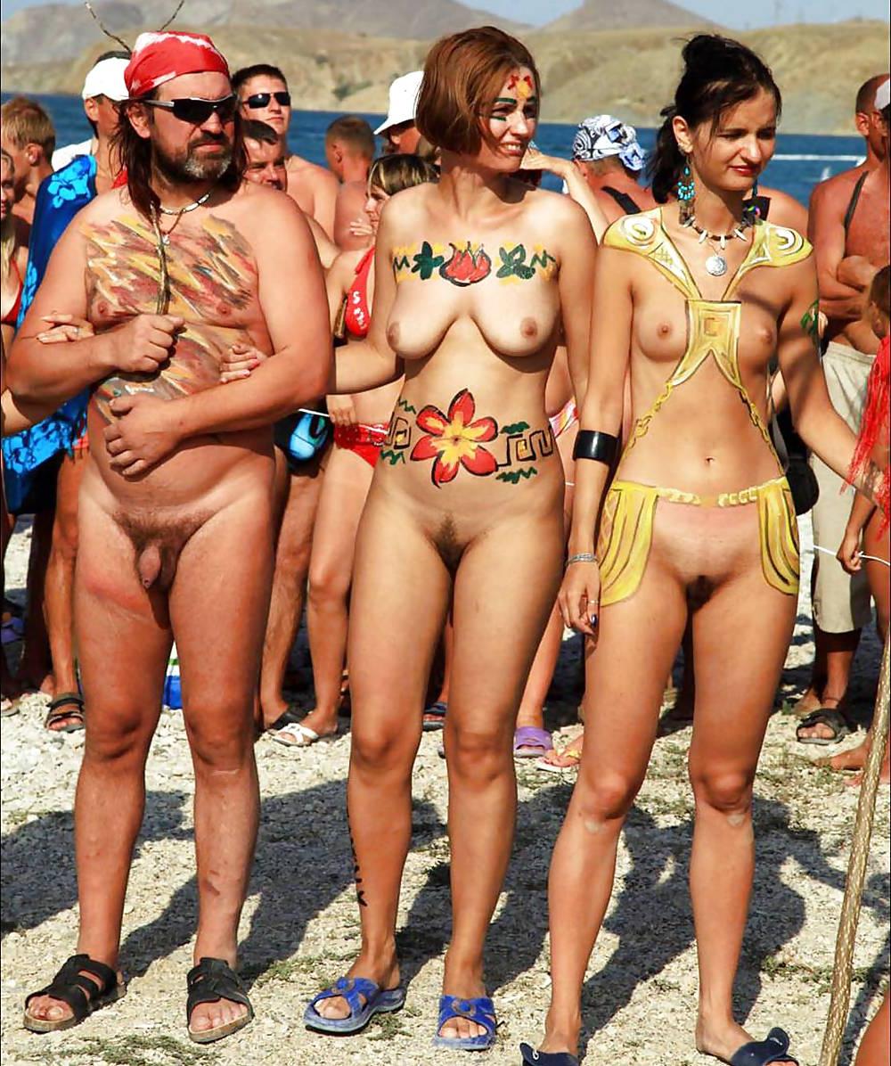 25P Beach paint