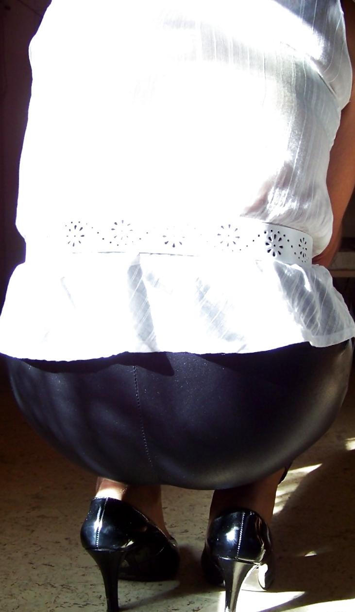 8P Leggings secretary