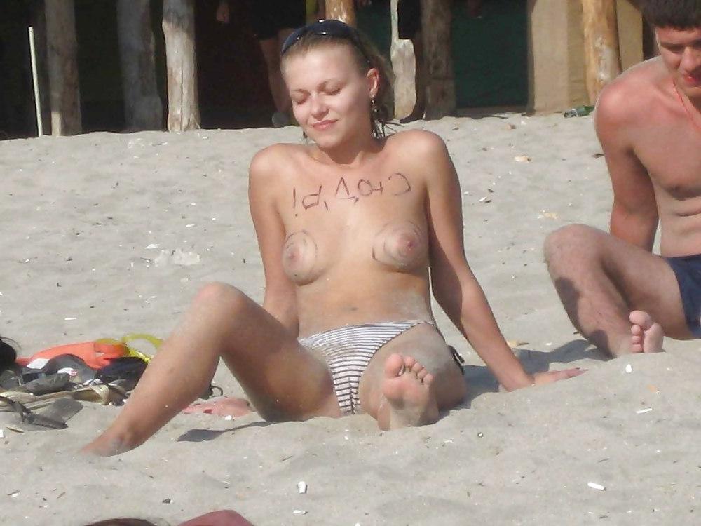 25P The beach 81