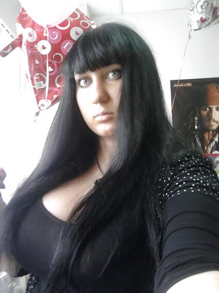 8P Busty Russian Woman 407