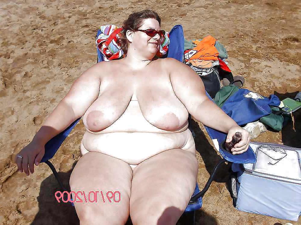 25P On the beach 7
