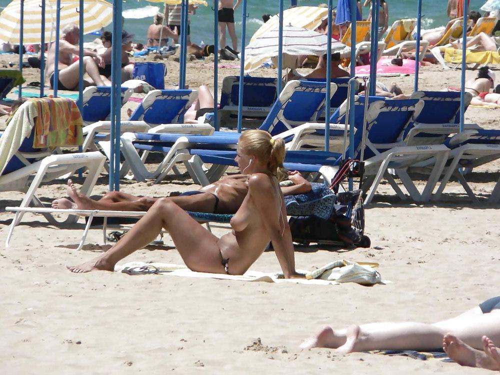 25P The beach 91
