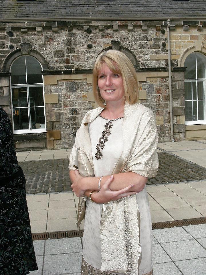 25P MILFS and not their their daughterS please someone fake them for me!