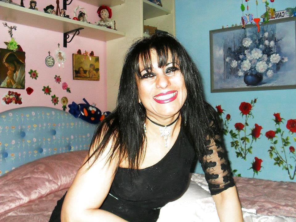11P Italian milf: Francesca