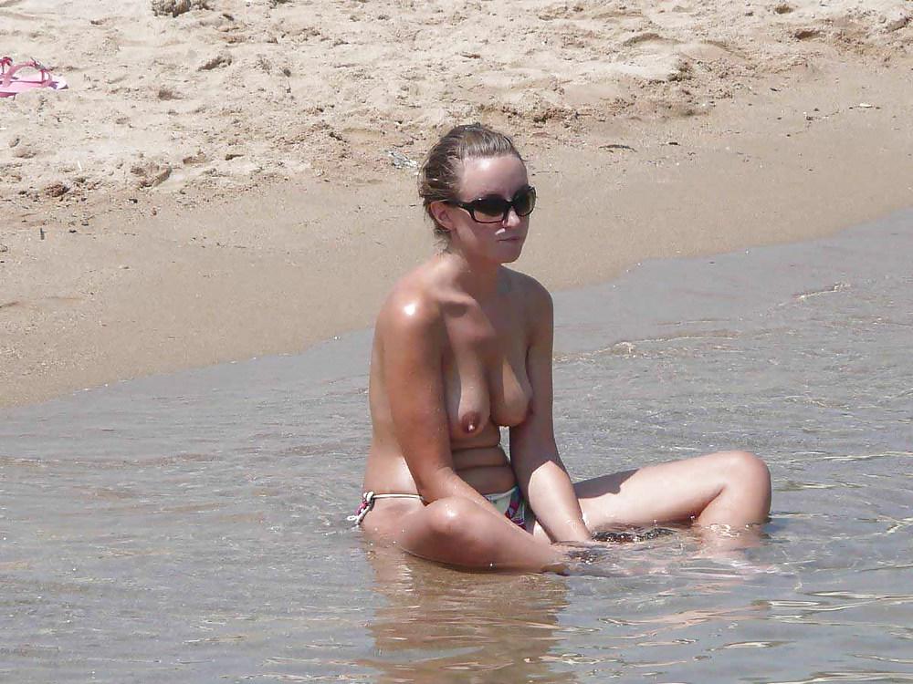 25P The beach 52