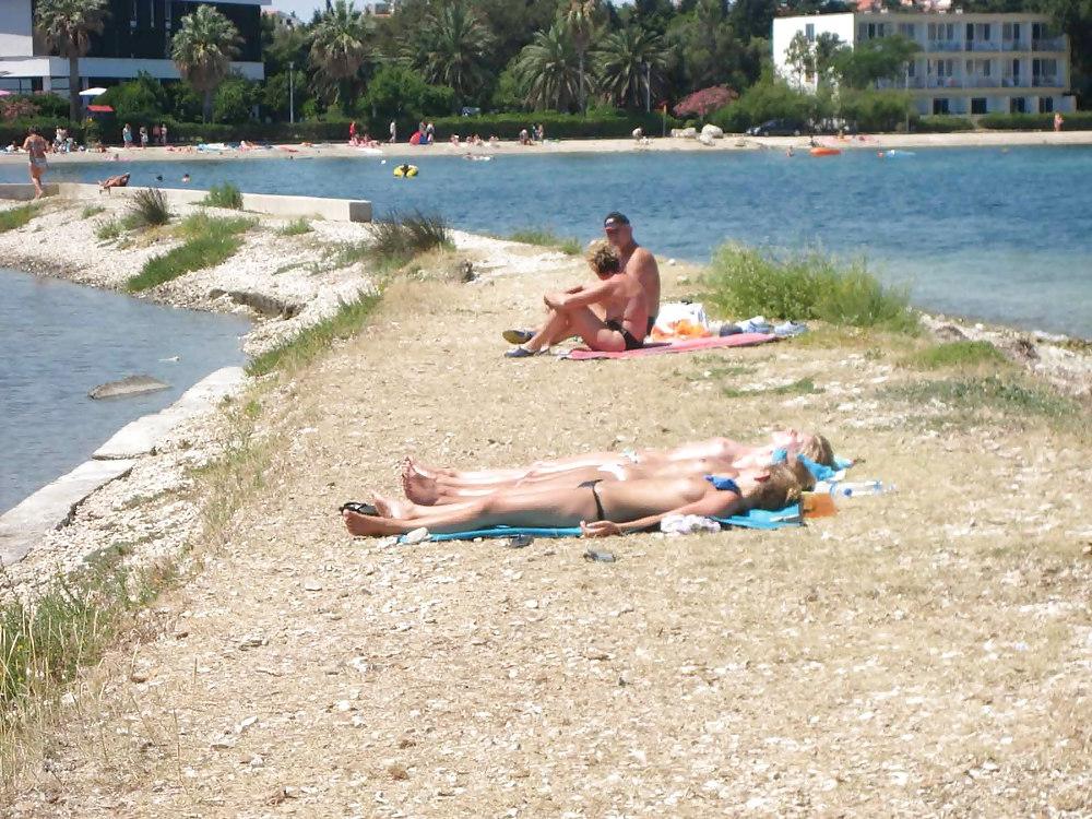 25P The beach 58