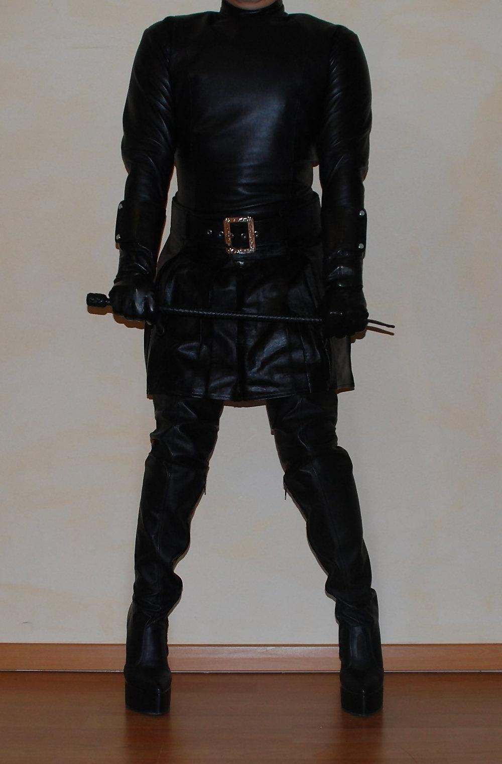 11P Full leather