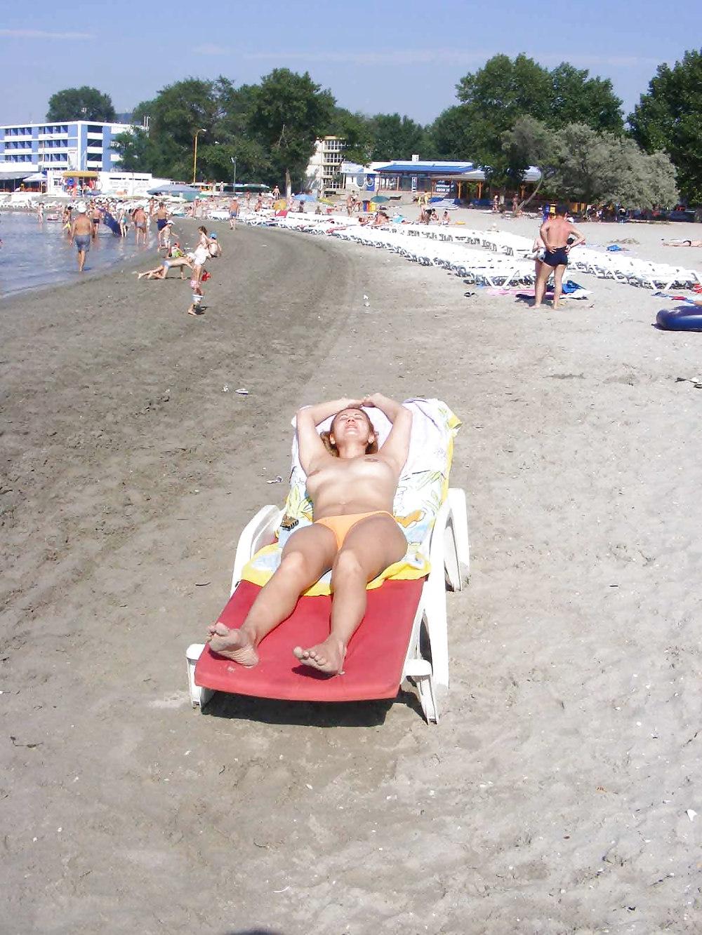 25P The beach 56
