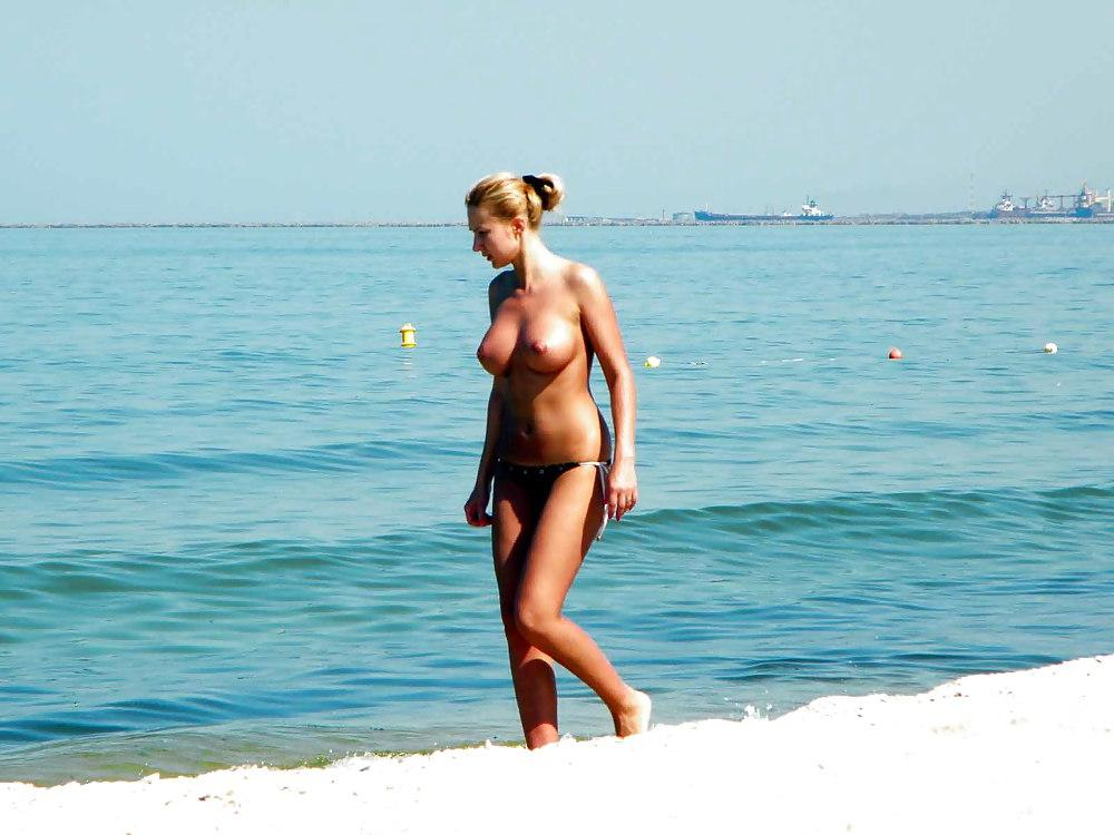 25P The beach 62