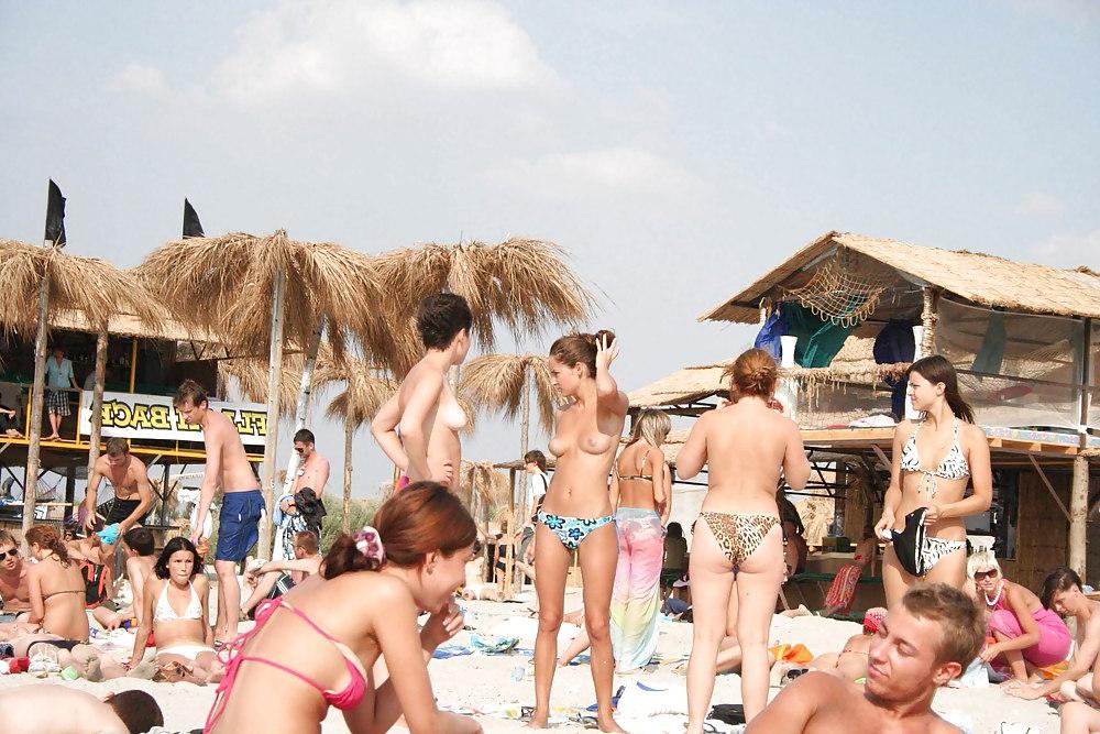 25P The beach 62
