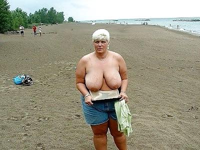 25P Nude Beach Nudists