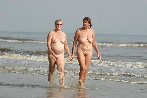 25P Nude Beach Nudists