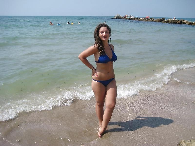 25P Bulgarian Beach Girls from Black Sea - XI