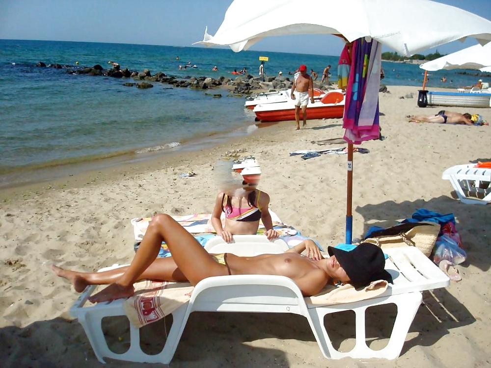 25P Bulgarian Beach Girls from Black Sea - XI