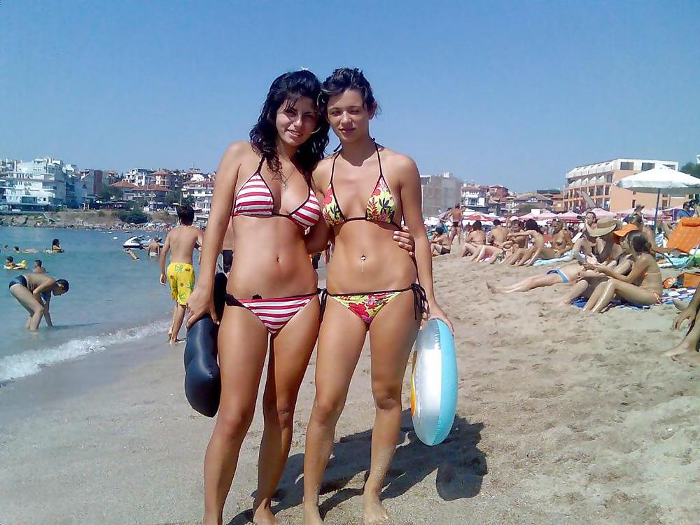 25P Bulgarian Beach Girls from Black Sea - XI