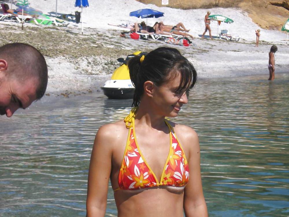 25P Bulgarian Beach Girls from Black Sea - XI