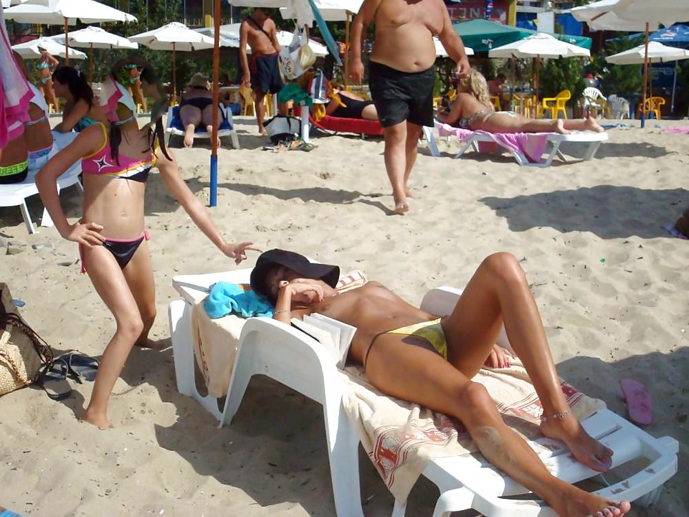 25P Bulgarian Beach Girls from Black Sea - XI