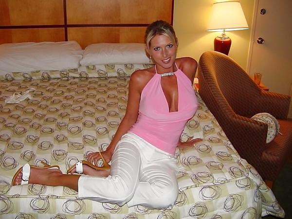 25P Hottest MILF you have ever seen!!