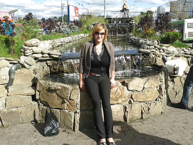 8P Busty Russian Woman 92