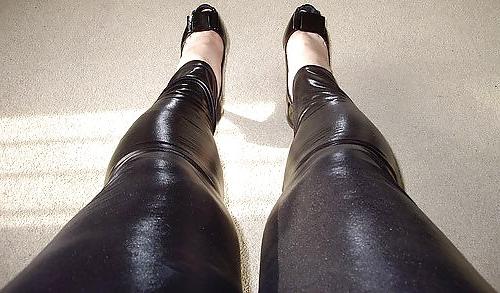 25P Sluts in tight pants! 10